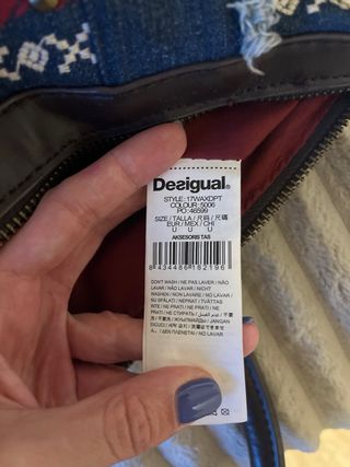 Bolso tejano Desigual bordado