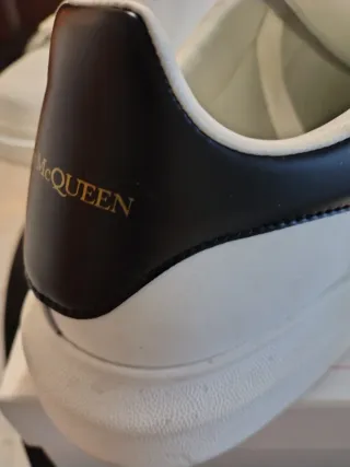 Alexander McQueen Talla 43 Sneakers Blancas/Negras