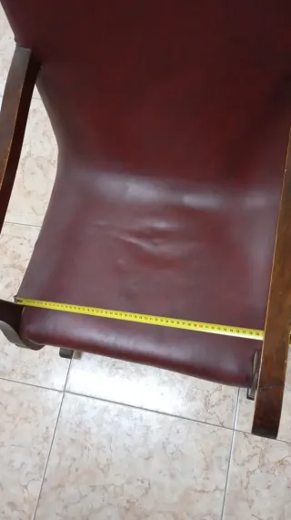 Poltrona vintage in skai/legno