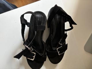 Sandalias tacón cuadrado negras