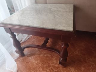 Mesa auxiliar madera y mármol. Conjunto de dos