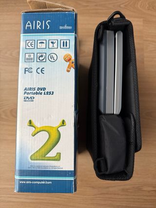 Reproductor DVD Portátil Airis y 6 películas Dvds
