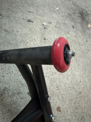 Caballete trasero Monobrazo Moto