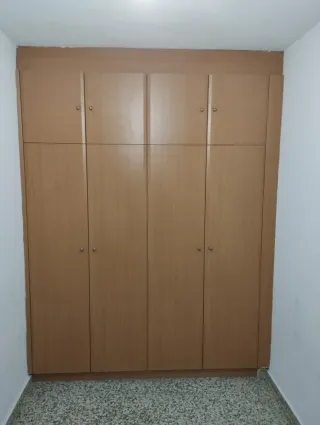 Armario empotrado de madera