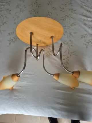 Lámpara de techo de metal