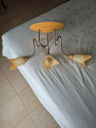 Lámpara de techo de metal