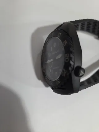 Reloj UBLAST Brigade Negro y Dorado