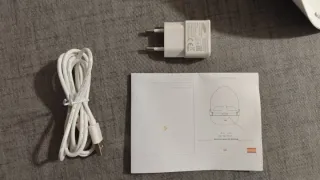 Mascarilla Facial LED Blanca y Plateada