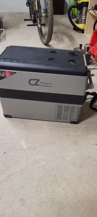 Nevera Portátil CZ 45L 12/24v y 220v