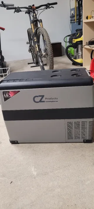 Nevera Portátil CZ 45L 12/24v y 220v