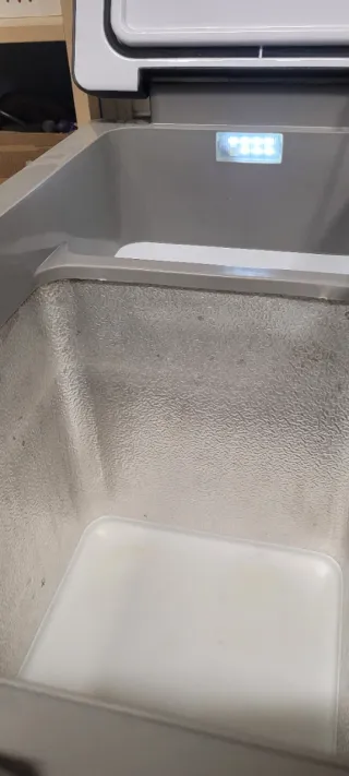 Nevera Portátil CZ 45L 12/24v y 220v