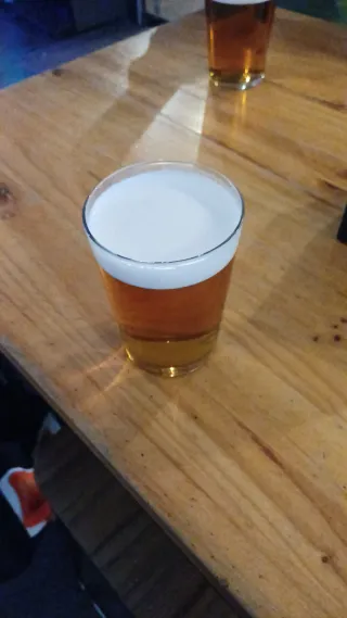 Ayudante de camarer@ completa