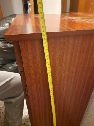 Cómoda o tocador de madera