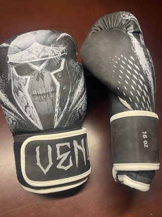 Guantes Boxeo Venum 16 oz Nuevos
