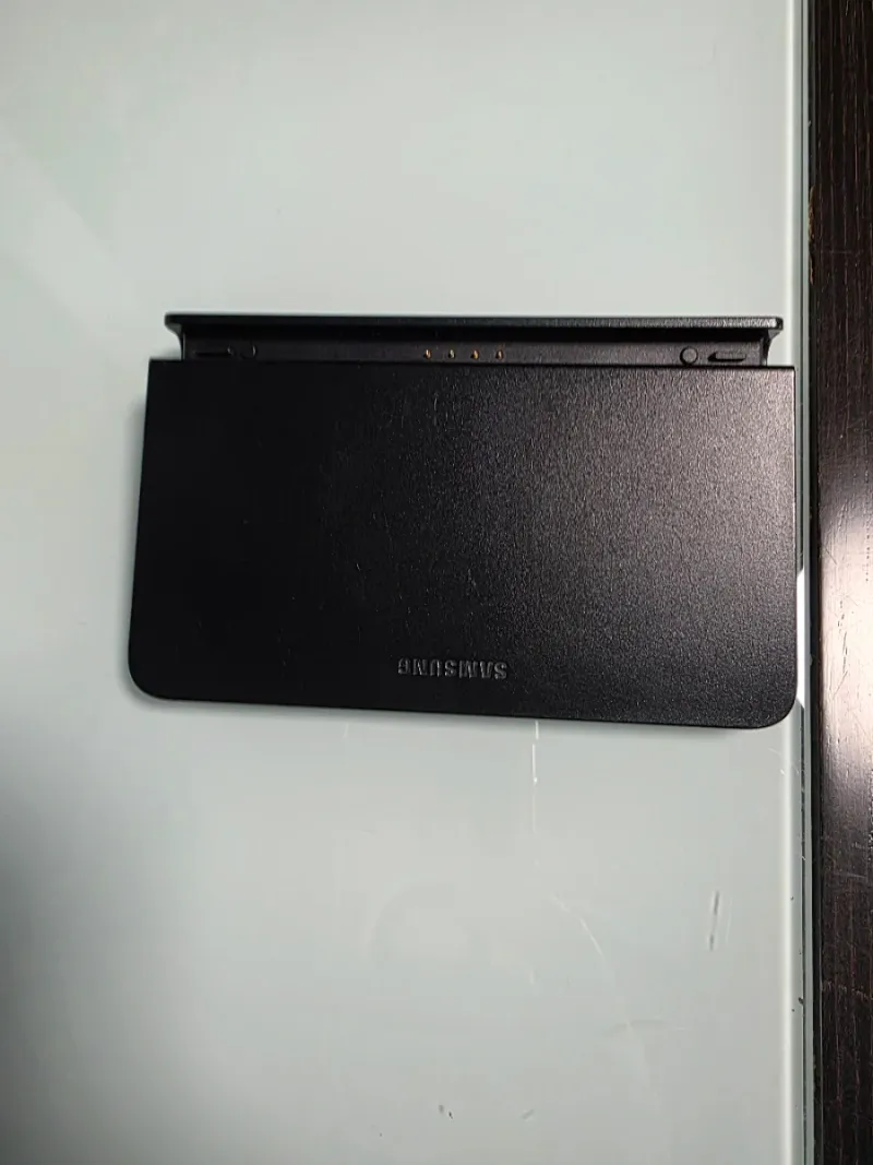 Samsung Galaxy Tab S4 4G con accesorios afbeelding 2