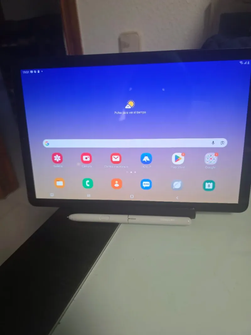 Samsung Galaxy Tab S4 4G con accesorios afbeelding 3