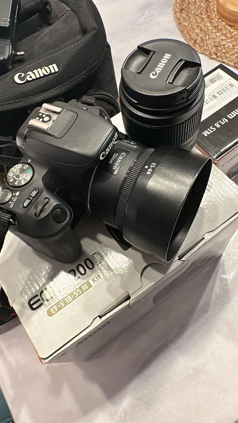 Canon EOS 200D + 2 Objetivos+ bolsa+ 16 gb + caja afbeelding 6