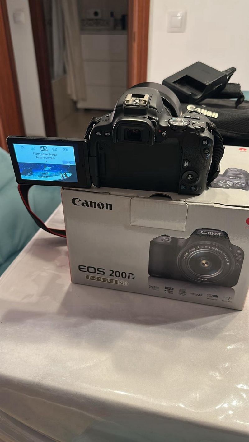 Canon EOS 200D + 2 Objetivos+ bolsa+ 16 gb + caja afbeelding 5