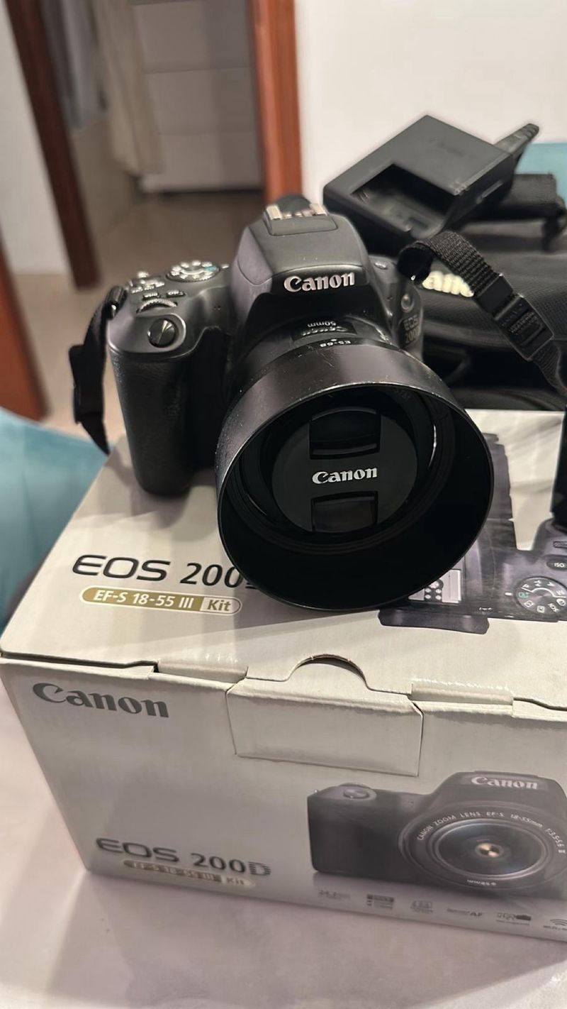 Canon EOS 200D + 2 Objetivos+ bolsa+ 16 gb + caja afbeelding 3