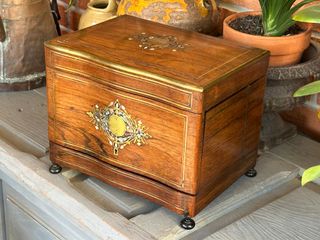 ANTIGUA CAJA LICORERA FRANCESA BOULLÉ NAPOLEÓN III