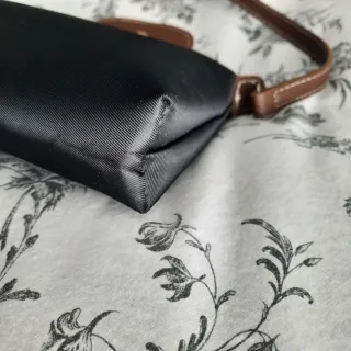 Mini bandolera negro y camel