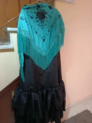 Traje Flamenca Negro/ Bata flamenca Talla 54/56