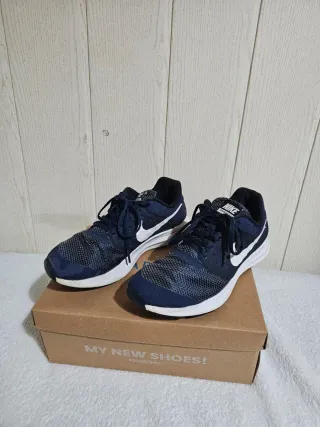 Zapatillas Nike Azul Marino y Blanco