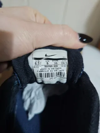 Zapatillas Nike Azul Marino y Blanco