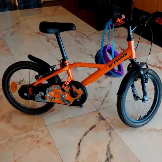 Bicicleta infantil naranja