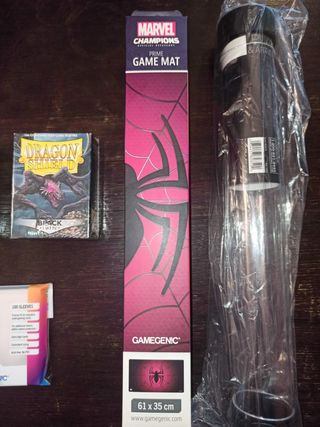 Playmat, tubo, sleeves, perfect e portamazzo tcg