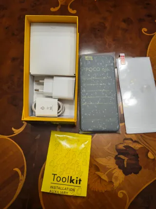 Xiaomi Poco C65 256GB 12GB RAM Grigio