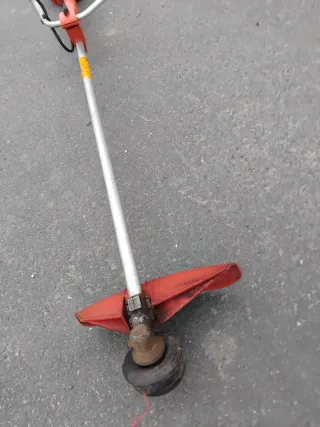 Desbrozadora Husqvarna 235R