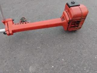 Desbrozadora Husqvarna 235R