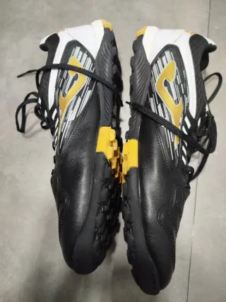 Zapatillas Joma Fútbol Sala Negras y Doradas