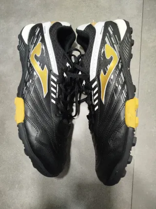 Zapatillas Joma Fútbol Sala Negras y Doradas