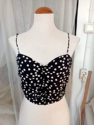 top H&M negro topos blancos