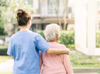 Cuidado y acompañamiento de personas mayores
