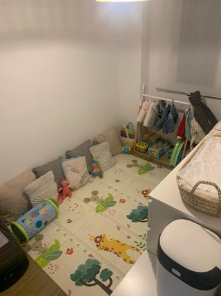 Pis amb gran terrassa i pàrquing doble en venda