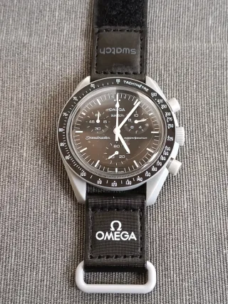 Orologio cronografo Swatch Mission to the Moon nuovo a 28 EUR