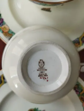 Wedgwood 3 tazas de té inglesas con plato