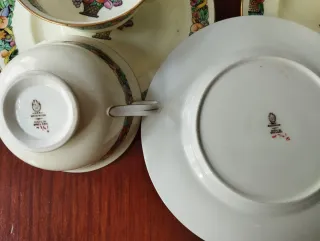 Wedgwood 3 tazas de té inglesas con plato
