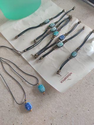 Braccialetti e ciondoli Egittologia - scarabeo portafortuna