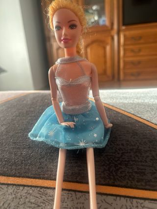 Barbie Pingüino Peluche Arcoíris