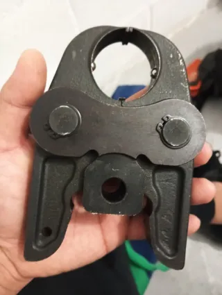 Mordaza para máquina multicapa