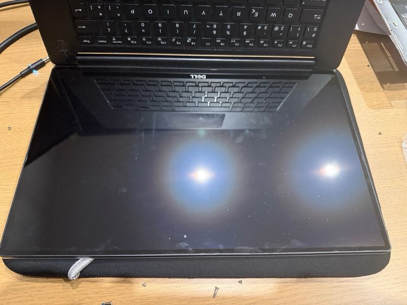 Dell XPS 9550 Negro afbeelding 2