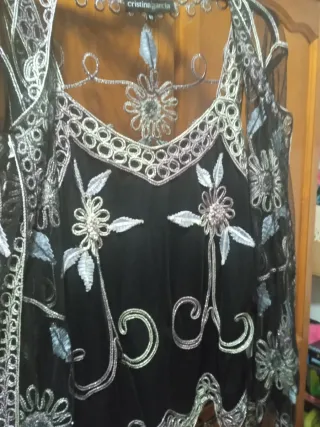 Blusa Cristina Garcia manga larga bordada