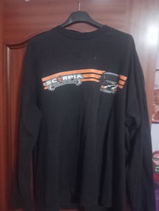 Camiseta SCORPIA Negra Manga Larga Hombre
