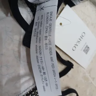Sujetador Oysho 90B con etiquetas