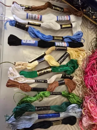 Lote Hilos Punto de Cruz Variados