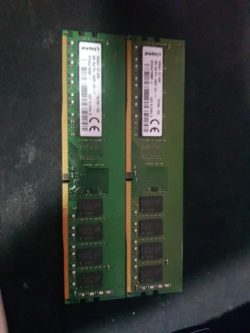 2x8GB DDR4 2400MHz RAM Kingston (16GB)